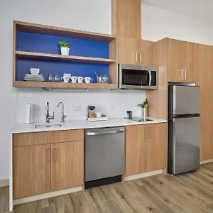https://element-edmonton-west.edmonton-hotels.net